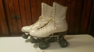 Vintage Riedell Roller Skates,  220 Womens Size 7.  5 White Sure Grip