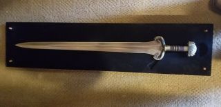 United Cutlery: The Sword of Eowyn - UC1423 Lord of the Rings rare. 3