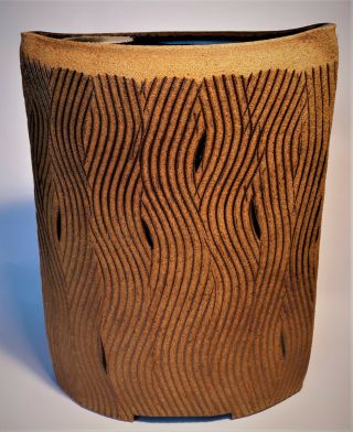 Hand Crafted Sgraffito Textured Studio Art Pottery Stoneware Vase Signed Vintage