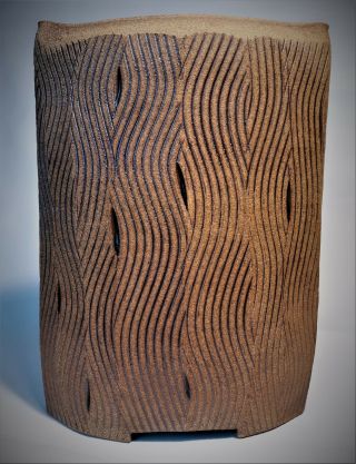 Hand Crafted Sgraffito Textured Studio Art Pottery Stoneware Vase Signed Vintage 3
