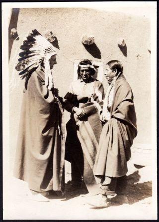 C.  1924 President Calvin Coolidge In Headdress Navajo/pueblo Indians U.  S Citizens