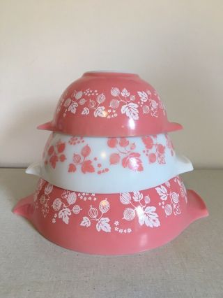 Vintage Pyrex Pink Gooseberry Cinderella Nesting Bowls Set Of 3 444 443 & 442