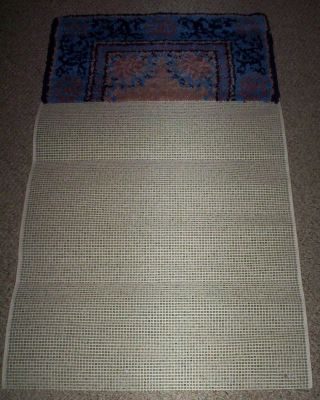 VINTAGE SHILLCRAFT LATCH HOOK RUG KIT PARTIALLY COMPLETED WOOL 372 CATHAY 30X52 2