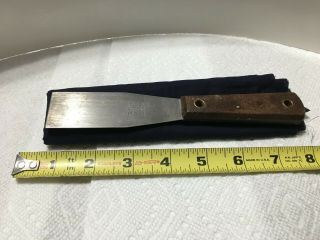 Vintage Red Devil 1 1/4 " Putty Knife P - 3 - 1 1/4 S W/wood Handle