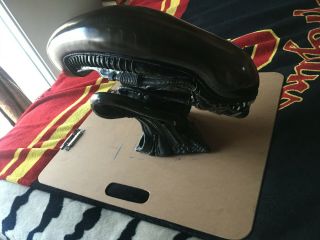 ALIEN Big Chap Legendary Scale Bust by Sideshow statue HR Giger 2