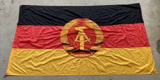 Vintage 1987 East Germany Ddr Gdr Flag Compass Hammer Veb Bandtex 43 " X 77 " - B