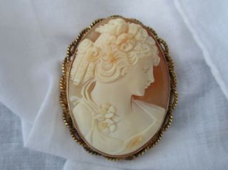 Vintage Antique Concave Carved Cameo Pin Brooch In 14k Yellow Gold Bezel