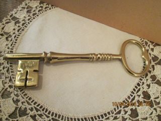 Virginia Metalcrafters Williamsburg Brass Key 8 "