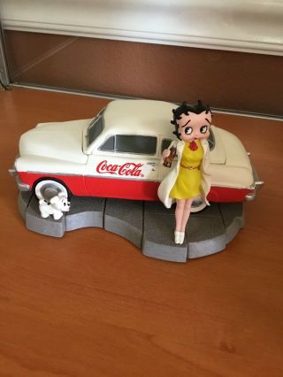 Coca Cola Betty Boop Premiere Edition Car Box 428 China