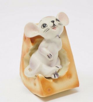 Mouse In Cheese Salt And Pepper Vintage Shaker Set