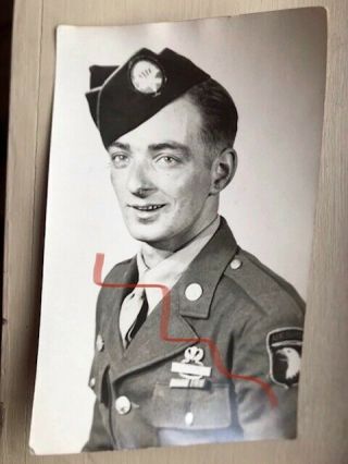 Ww2 Photo 101st Airborne Paratrooper Portrait Great Ssi