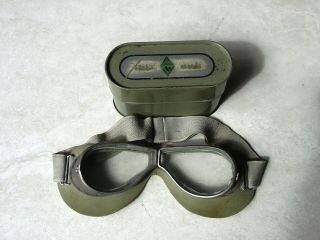 Ww2 Era German Uvex Goggles With Metal Box.  Similar To Resistal Goggles