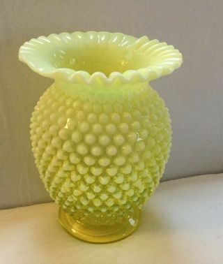 Vintage Fenton Yellow Topaz Hobnail Opalescent Crimped Edge 7.  5” Vase Estate