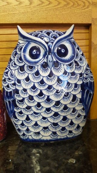 Large 10.  5 " T X 8.  5 " Owl Shaped Delft Style Cobalt Blue White Figurine Flowers