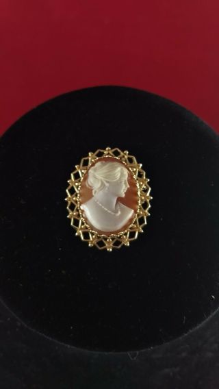 14k Yellow Gold Hand Carved Shell Cameo Pin Brooch Pendant