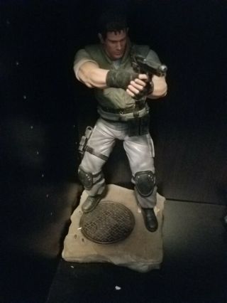 Hcg Resident Evil Chris Redfield 1/6 Scale Statue 70 Of 500