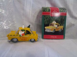 1990 Hallmark Ornament S.  Claus Taxi Yellow Taxi Cab With Santa And Tree