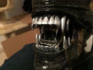 ALIEN Big Chap Legendary Scale Bust by Sideshow statue HR Giger 3
