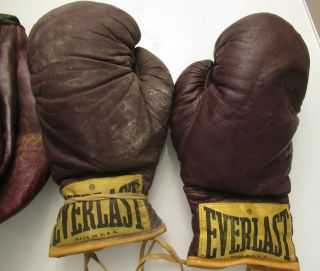 Old Vintage Everlast 12oz fight Boxing gloves Champion Sports 14oz - 4lb Ball 3