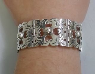 Vintage Mexico Sterling Silver Bracelet With Cut Out Work Design - 7 1/8 " Long