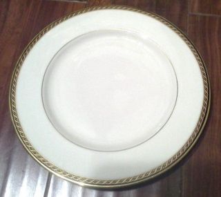 Lenox China Monroe Dinner Plate 10 1/2 " In Diam.  Shows Minor Wear