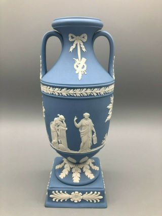 Rare Wedgwood Blue & White Jasperware Bolted Urn 3 Piece Trophy Vase 9 " Vintage