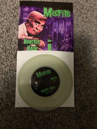 Misfits Monster Mash 7” Glow - In - The Dark 1999 Jerry Only