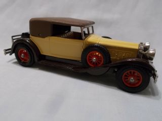 Matchbox Models Of Yesteryear Y15 - 2 1930 Packard Victoria Issue 29