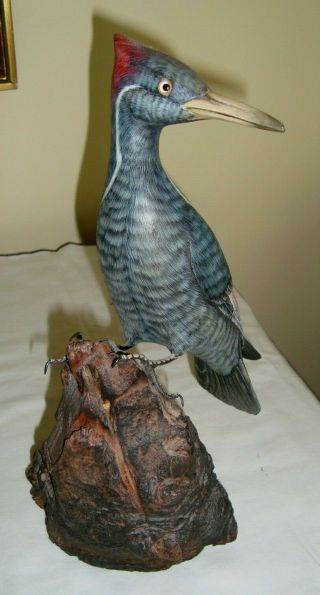 10 " Tall Hand Carved Billed Woodpecker On Driftwood Sculptured In H.  K.