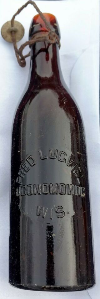 Oconomowoc Wisconsin Fred Lugviel Weiss Beer Bottle Blob I.  G.  Co.  522
