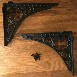 Cast Iron Gothic Trestle Shelf Brackets (pair)