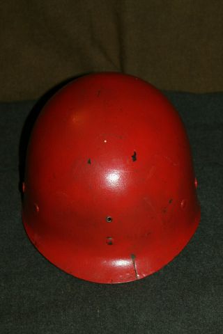 Ww2 U.  S.  M1 Helmet Liner,  Red Painted For Weapons Fire Officer