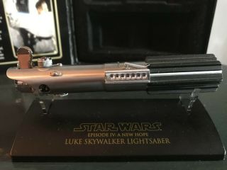 Luke Skywalker Lightsaber Master Replicas.  45 Scaled Sw - 325