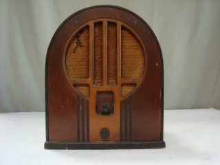 1934 Vintage Philco Cathedral Tube Radio Early Model 84b