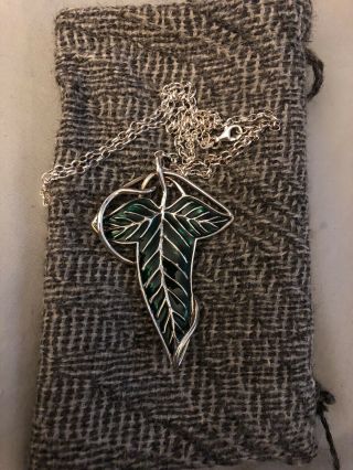 The Lord Of The Rings Fellowship Leaf Broach/necklace With Tied Pouch