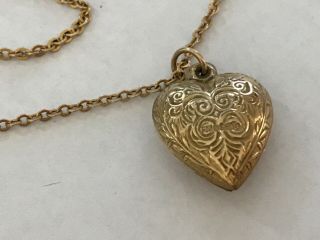 Vintage 9 Ct Gold Heart Pendant Lavalier 16” Chain Necklace.