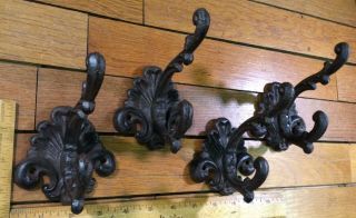 Set Of 4 Ornate Coat Hat Wall Hooks 4 - 1/2 Rustic Cast Iron Antique Vintage Style