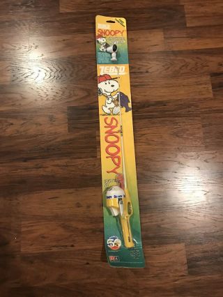 Vintage Zebco Snoopy Fishing Catch 
