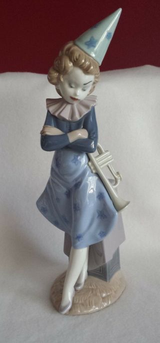 Lladro 5060 Girl Clown With Trumpet