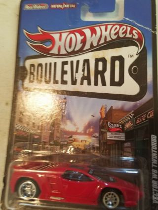 Hot Wheels 1/64 Boulevard Real Riders Ahead Of Its Time Vector W8 Twinturbo