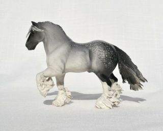 Gorgeous Dapple Gray Grey Gypsy Vanner Cob Tinker Horse China Ceramic Figurine