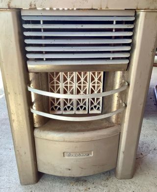 Vintage Dearborn 20,  000 Btu Gas Space Heater Stove Grates