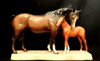 Vntg Porcelain Beswick Horse Mare & Foal Figurine On Base Brown Chestnut 1811
