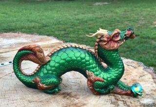 Windstone Editions Emerald Oriental Dragon Fantasy Figurine Crystal Ball Pena 94