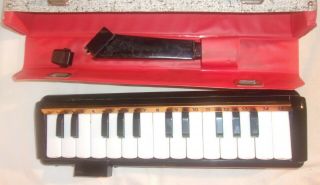 Vintage Hohner Silvertone Melodica Made In Italy With Case Looks Light Wear
