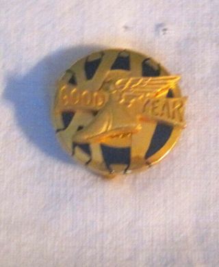 Goodyear Tire Co.  15 Year Service Pin 10 K Gold 5671 Lapel Award