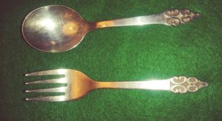 International Deep Silver Child Or Baby Fork And Spoon Set - Plated Vintage