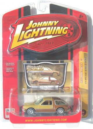 Johnny Lightning R38 Classic Gold 1977 Amc Pacer Rubber Tires