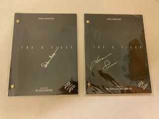 The X Files - 2 Shooting Scripts - Limited Edition Signed - The Sixth Extinction