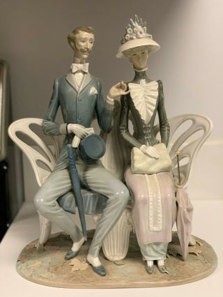 Lladro Rare Large Porcelain Figurine 1274 - Lovers In The Park
